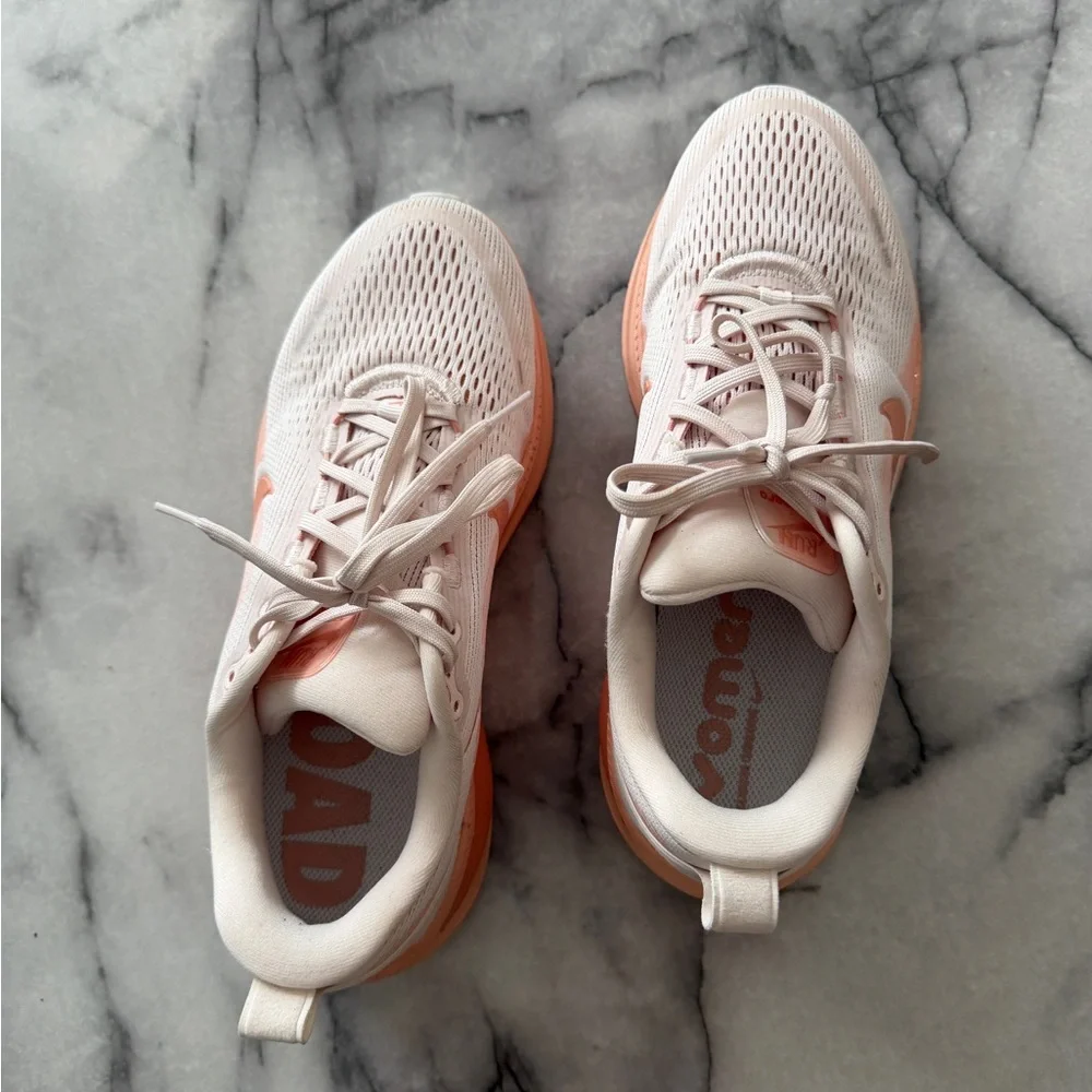 Nike Vomero 18